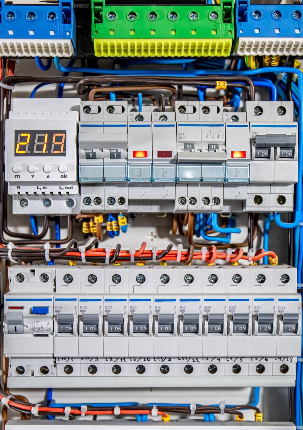 Service Panel & Circuit Breaker